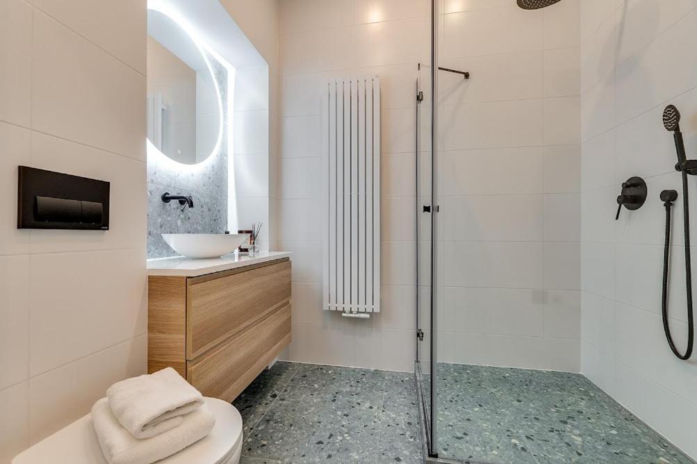 Jan III Sobieski - Luksusowy Apartament S Prywatny Darmowy Parking Гливице Экстерьер фото